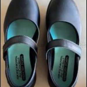 Skechers Memory Foam dress shoe